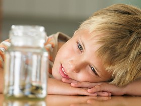 How to save money with a family fun-jar?